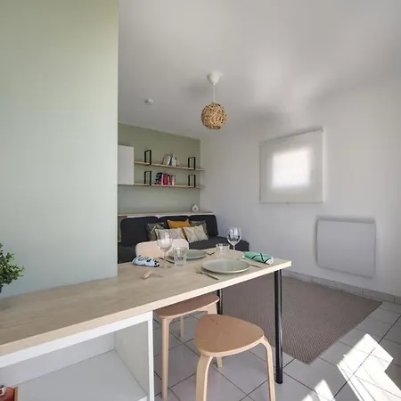 La Palm Yourhosthelper * Nîmes